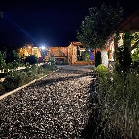 Villa Lukash Yanoshi Bagian luar foto